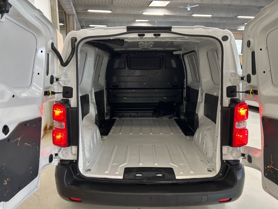 Peugeot e-Expert 50 L2 Plus Van