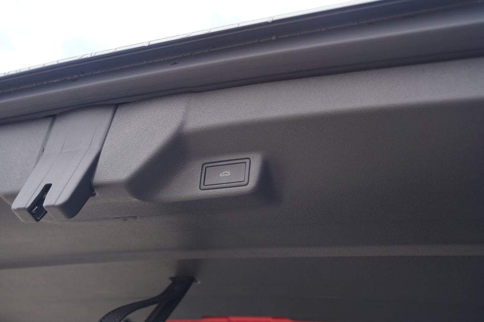 VW ID.Buzz 77 Pro Van 5d