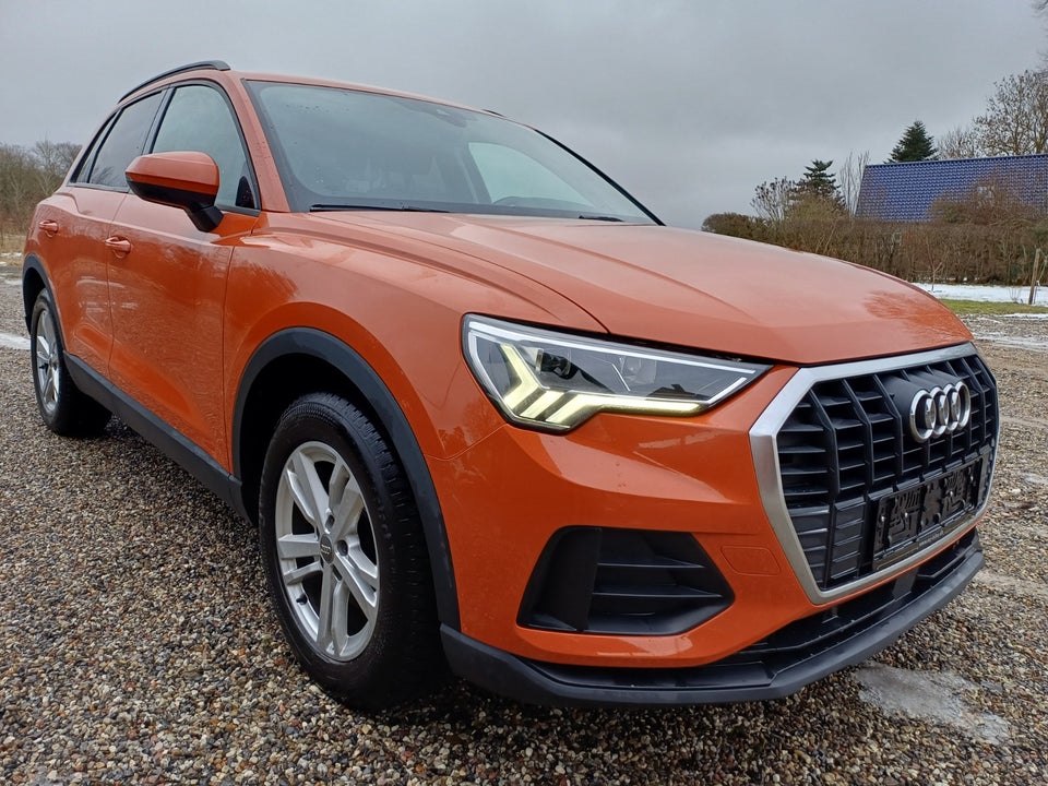 Audi Q3 35 TDI Advanced S-tr. Van 5d