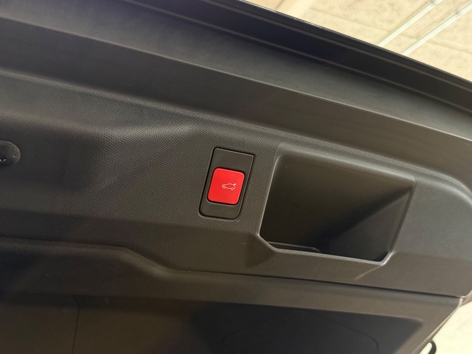 Peugeot e-5008 77 GT Pack 7prs 5d