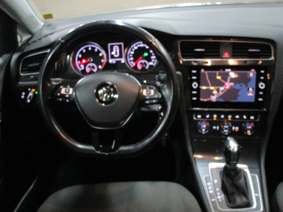 VW Golf VII 1,5 TSi 130 Comfortline DSG 5d