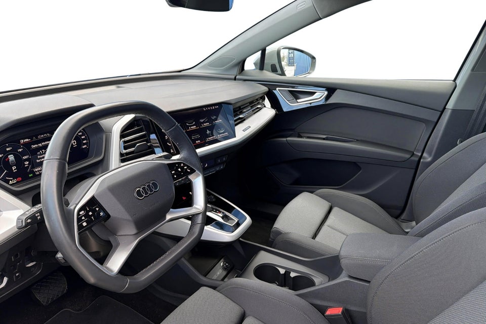 Audi Q4 e-tron 45 Progress 5d