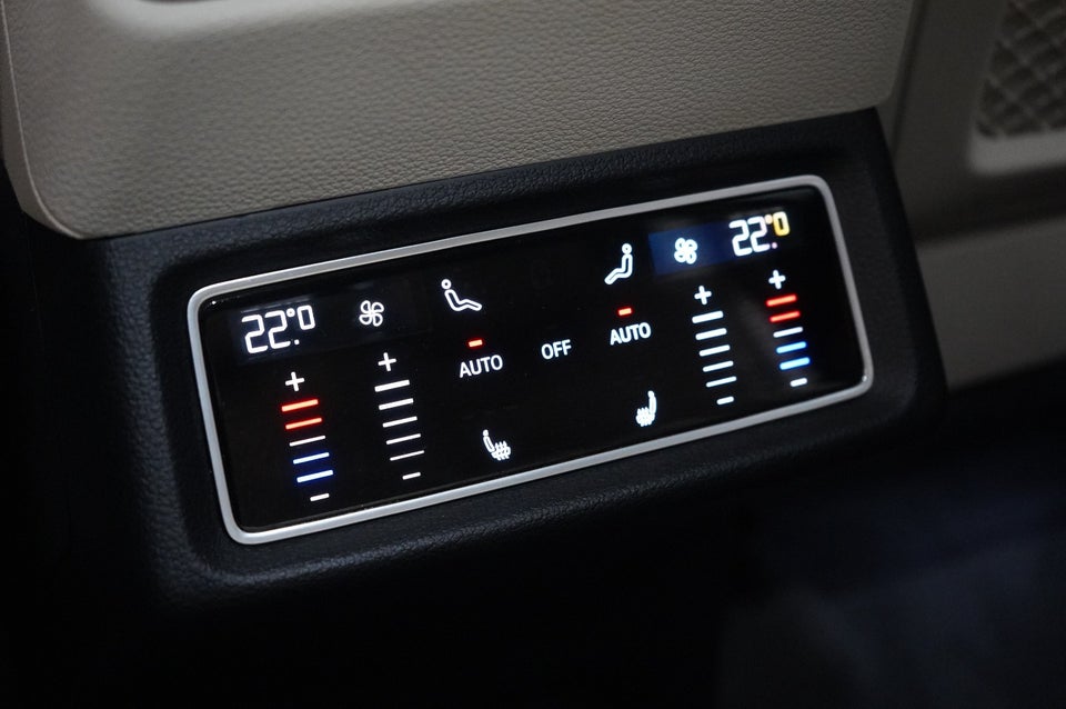 Audi Q8 e-tron 55 Prestige quattro 5d