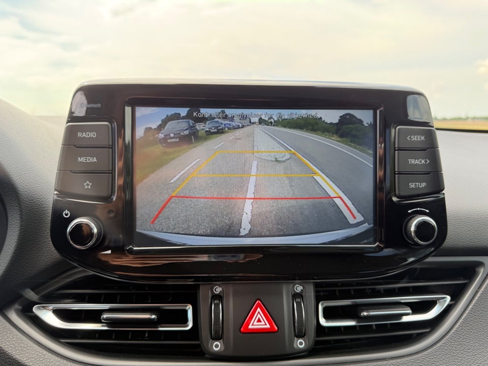 Hyundai i30 1,0 T-GDi Essential stc. DCT 5d