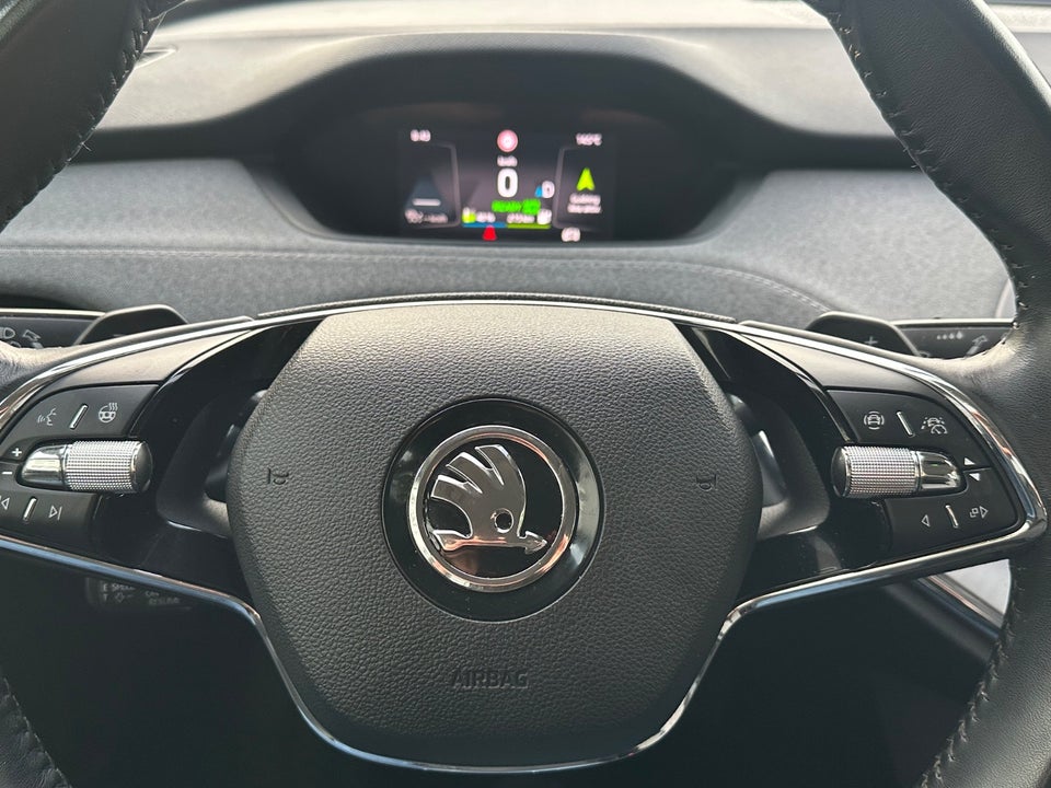 Skoda Enyaq 80 iV Loft 5d