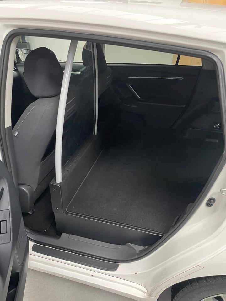 Toyota Sportsvan 1,6 D-4D T2 5d