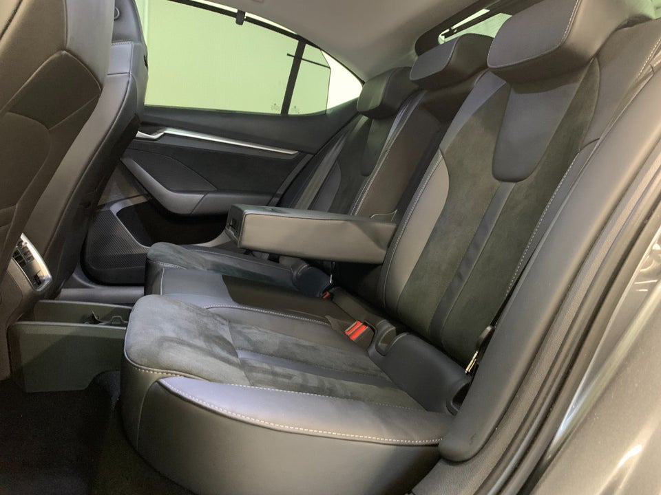 Skoda Octavia 1,5 eTSi 150 Selection DSG 5d