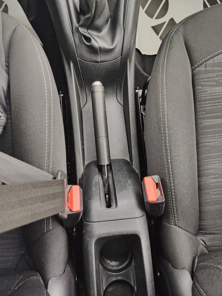 Peugeot 208 1,0 VTi Active 5d