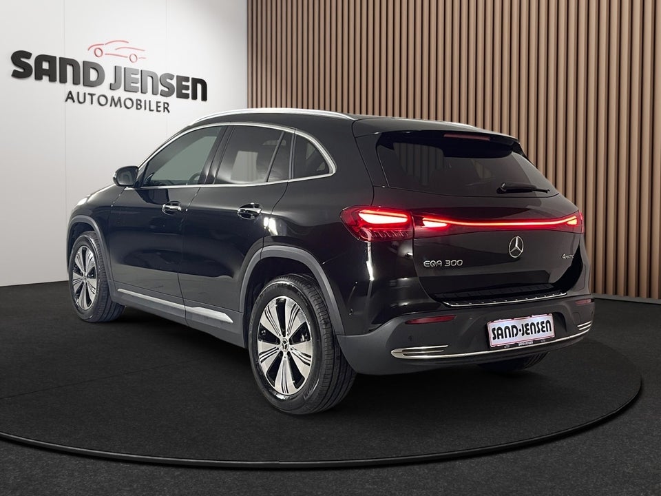 Mercedes EQA300 Progressive 4Matic 5d