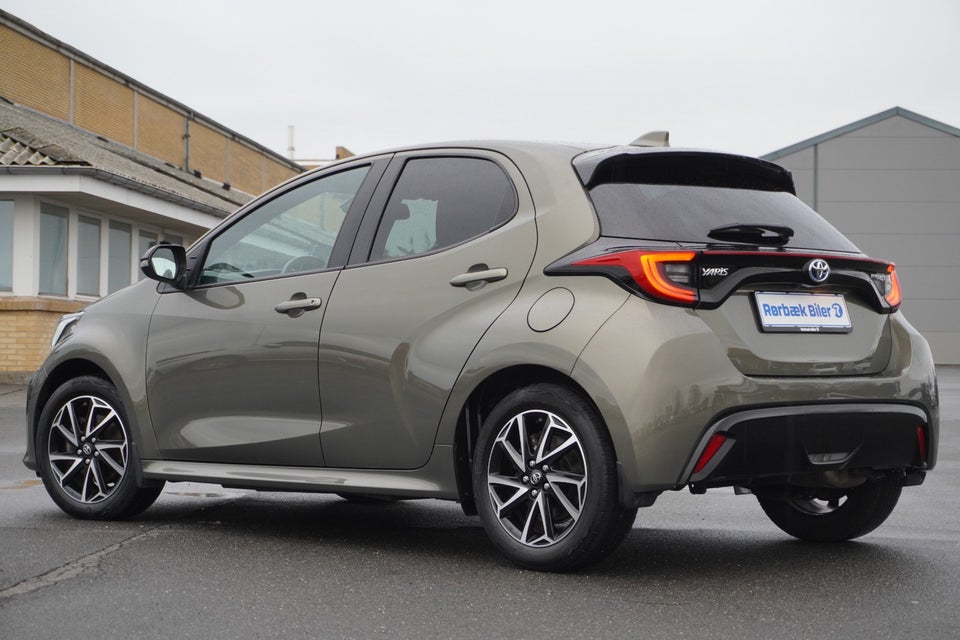 Toyota Yaris 1,5 Hybrid H3 Style e-CVT 5d
