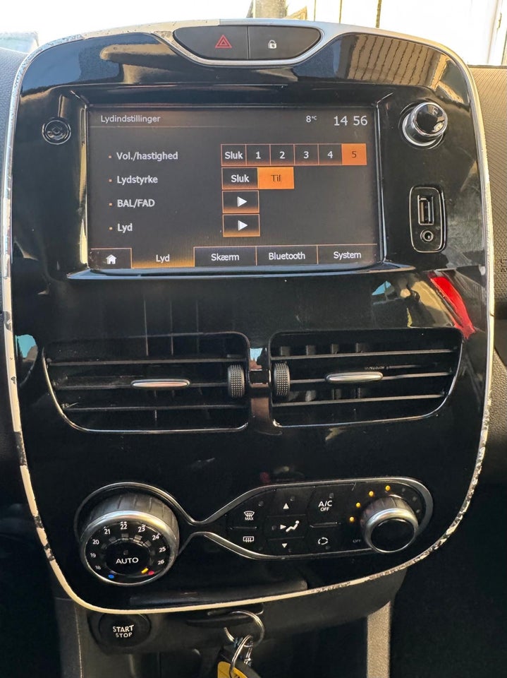 Renault Clio IV 1,5 dCi 75 Limited Sport Tourer 5d