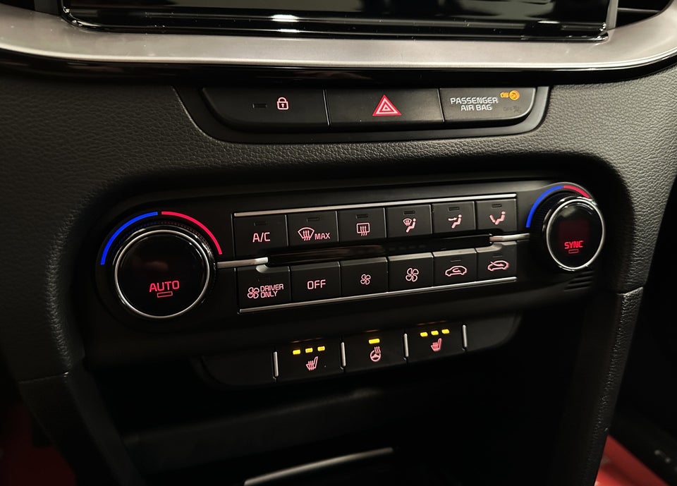 Kia XCeed 1,6 PHEV Prestige DCT 5d