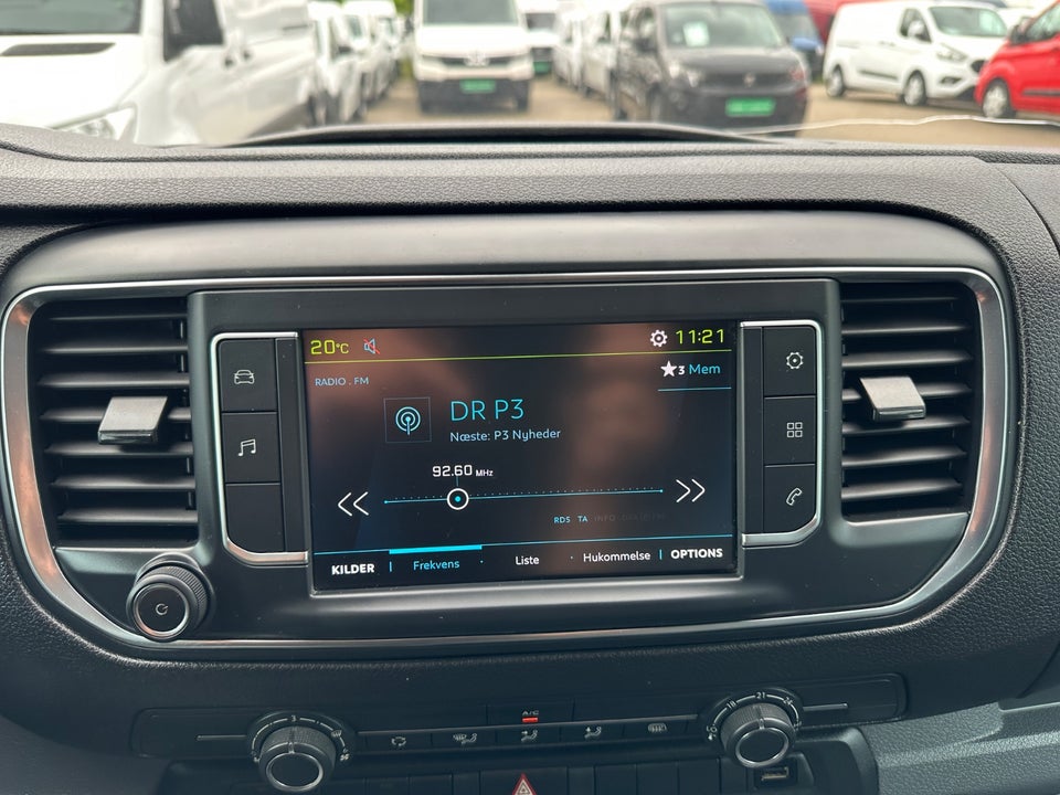 Peugeot e-Expert 75 L2 Plus Van
