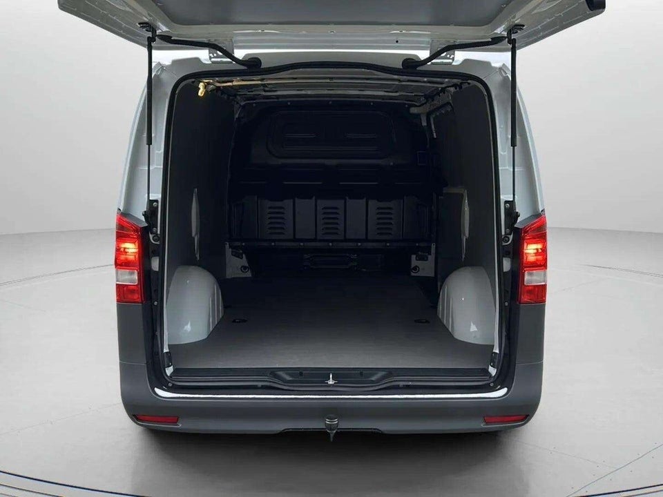 Mercedes Vito 114 2,0 CDi A2 Kassevogn PRO aut. RWD