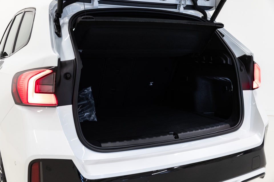 BMW iX1 eDrive20 M-Sport 5d