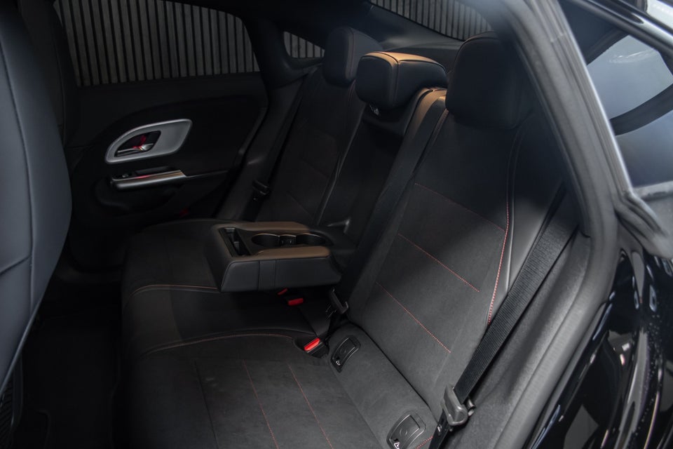 Mercedes CLA250+ EQ AMG Advance Plus 4d