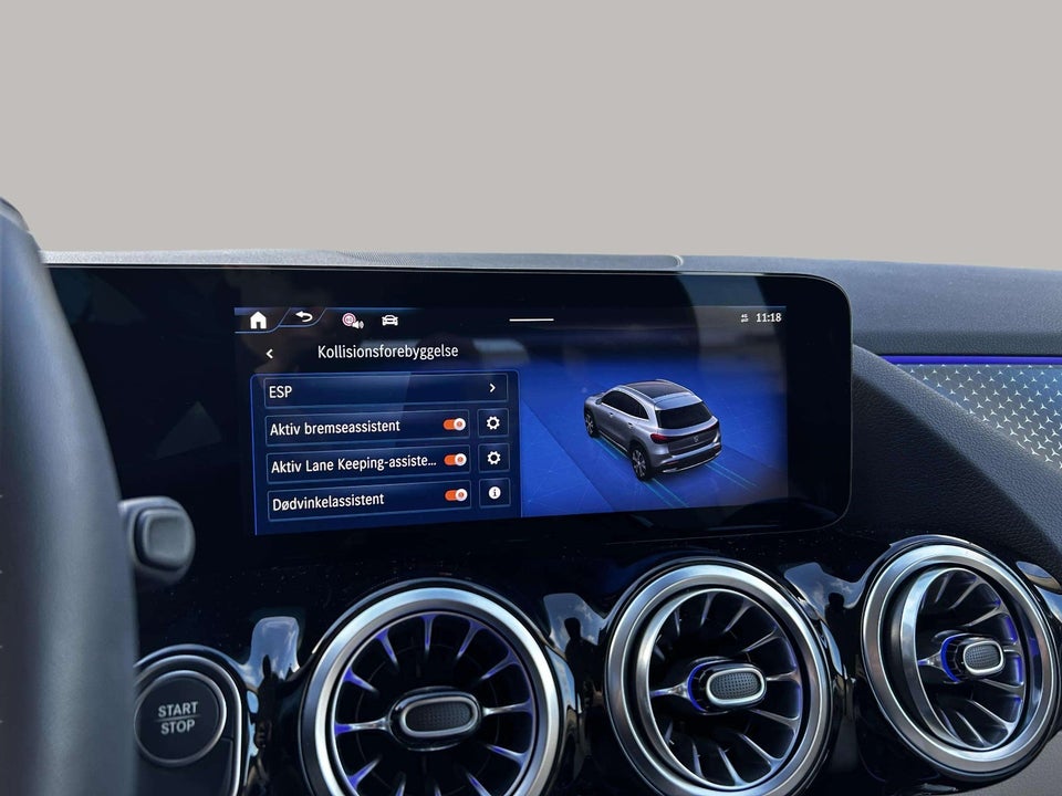 Mercedes EQA300 Progressive 4Matic 5d