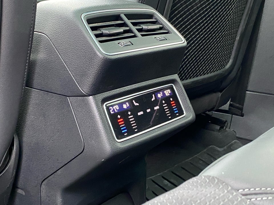 Audi e-tron 55 S-line quattro 5d