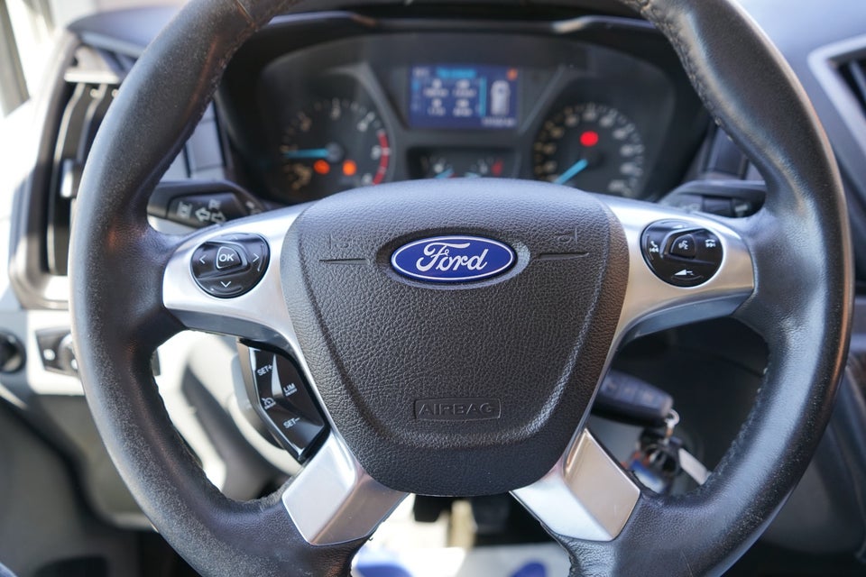 Ford Transit 350 L3 Chassis 2,2 TDCi 155 Trend H1 RWD 2d