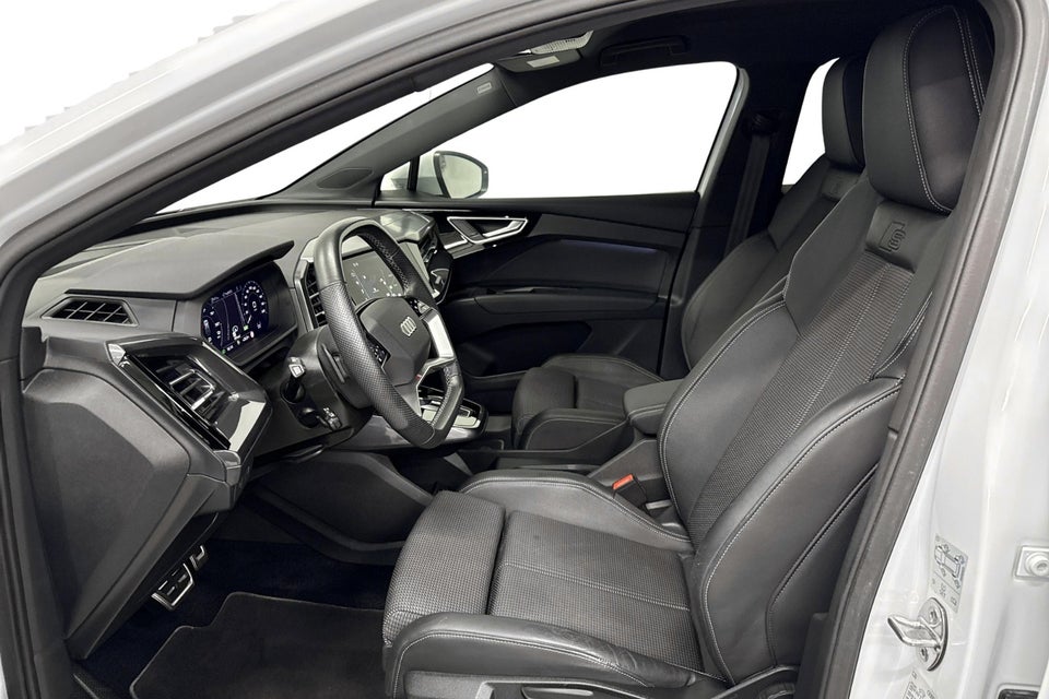 Audi Q4 e-tron 40  5d