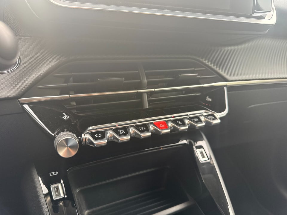 Peugeot e-208 50 Active Pack 5d