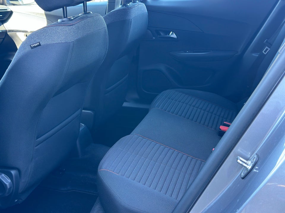 Peugeot 2008 1,2 PureTech 130 Active Pack EAT8 5d