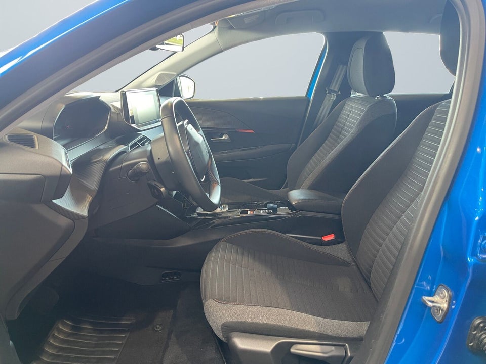 Peugeot e-208 50 Active 5d