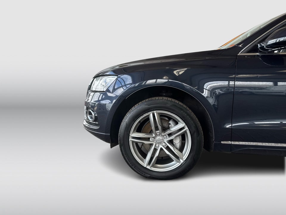 Audi Q5 3,0 TDi 245 quattro S-tr. 5d