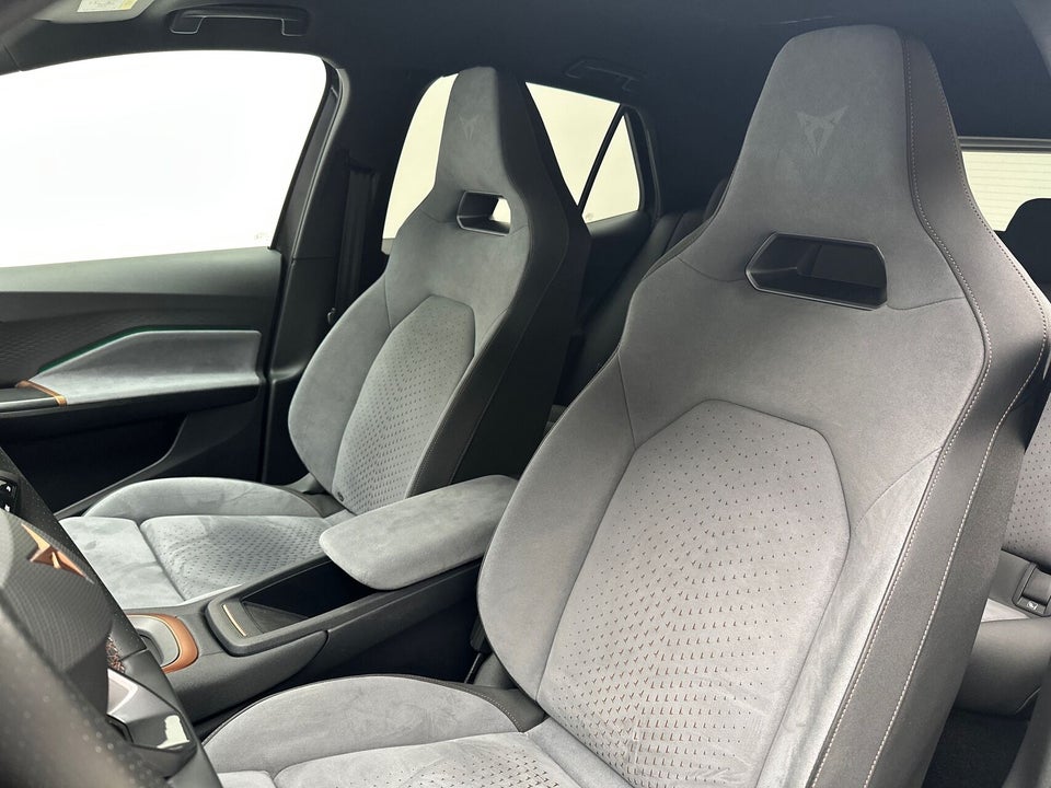 Cupra Born 58 e-Boost Dinamica Pack High 5d