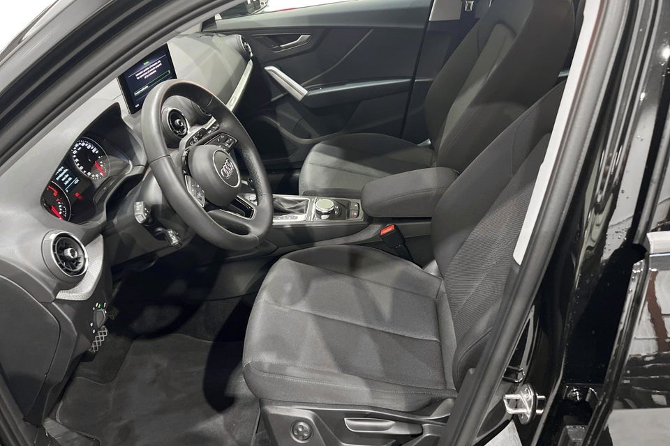 Audi Q2 35 TFSi Prestige S-tr. 5d