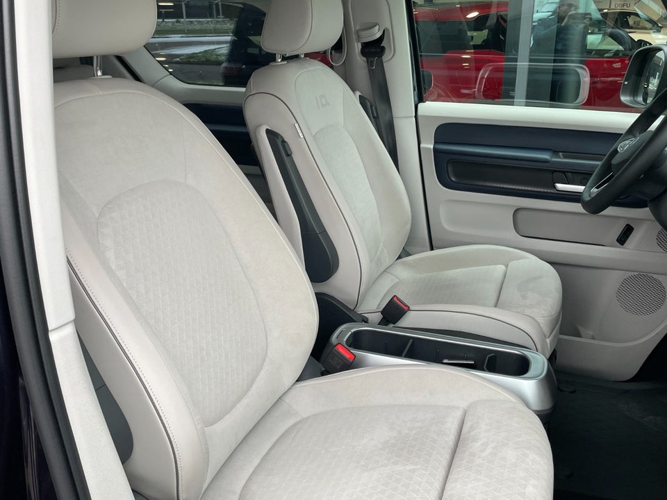 VW ID.Buzz 77 Style SWB 5d