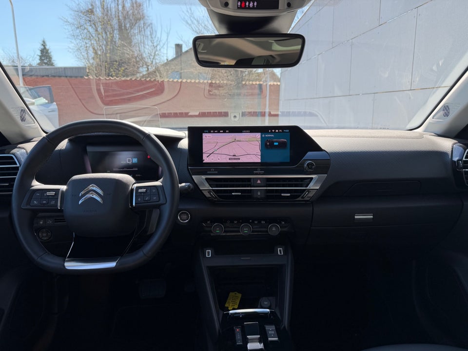 Citroën ë-C4 X 50 Shine 4d