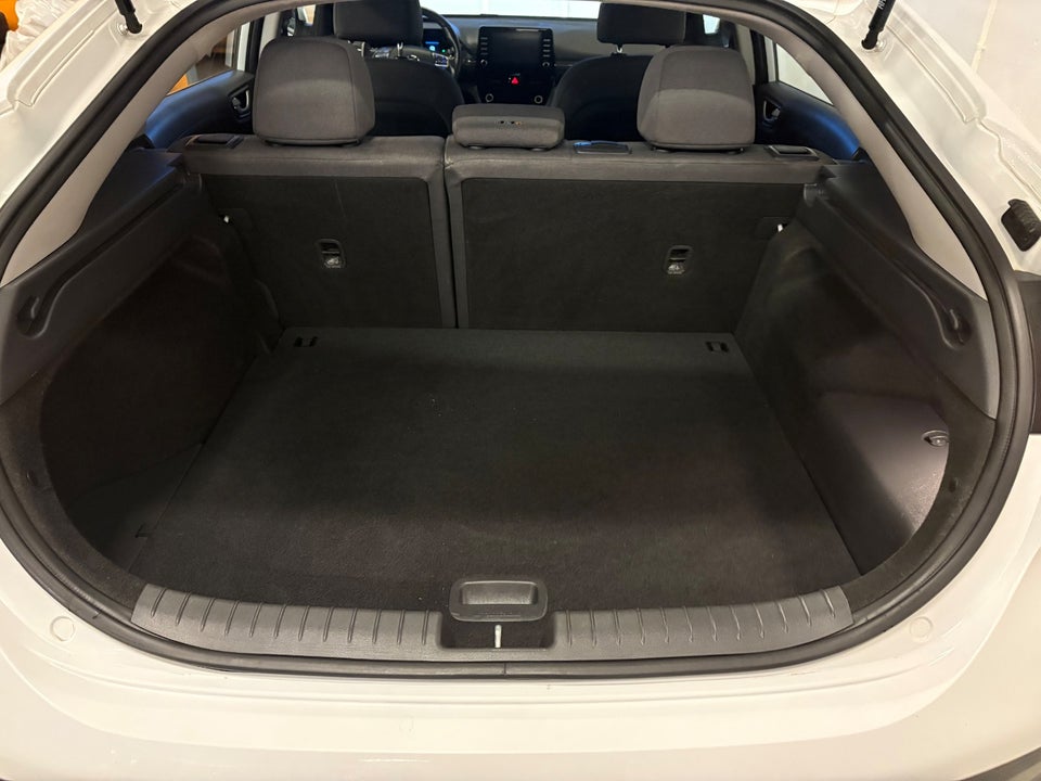 Hyundai Ioniq 1,6 PHEV Trend DCT 5d