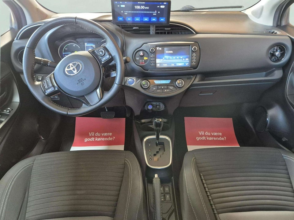 Toyota Yaris 1,5 Hybrid H3 Limited e-CVT 5d
