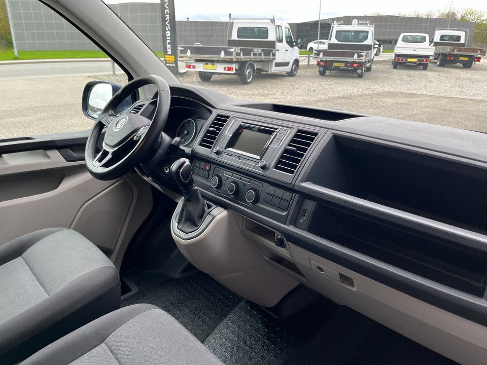 VW Transporter 2,0 TDi 140 Kassevogn DSG kort