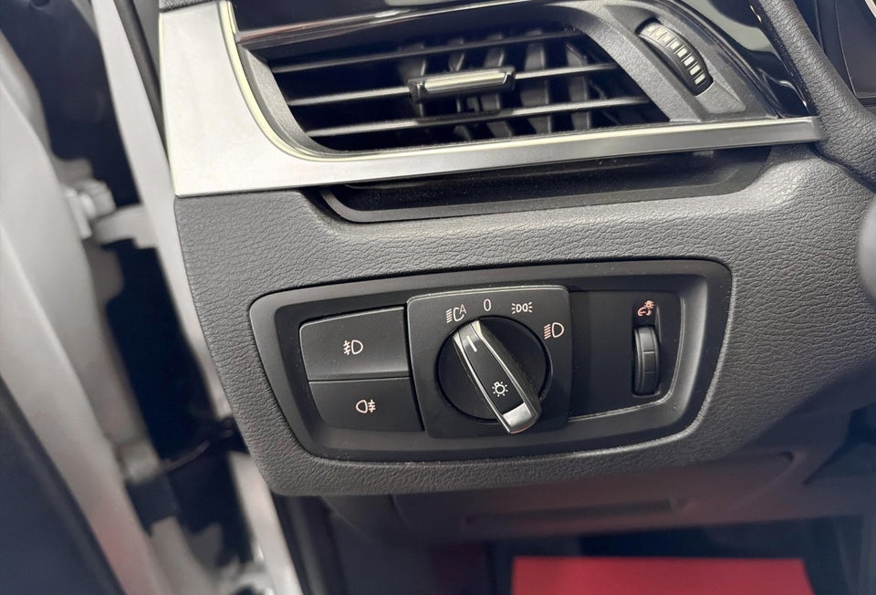 BMW X1 2,0 sDrive20d Advantage 5d