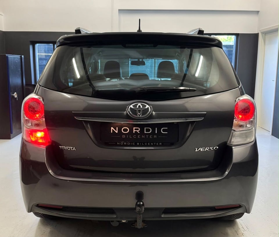 Toyota Verso 1,8 VVT-i T2 Touch 7prs 5d