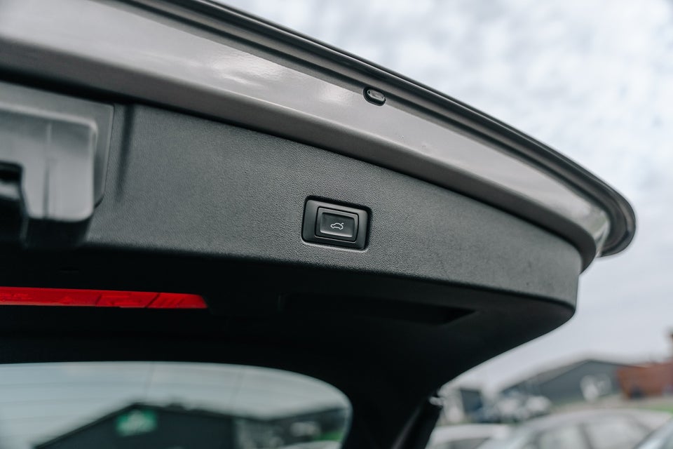 Audi Q4 e-tron 40 Advanced 5d