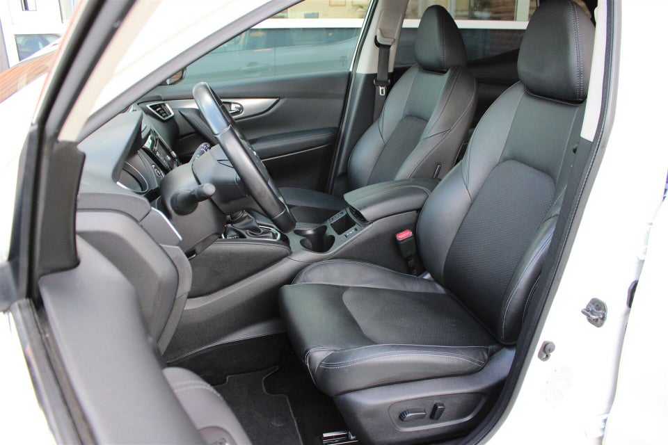 Nissan Qashqai 1,3 Dig-T 160 Tekna DCT 5d