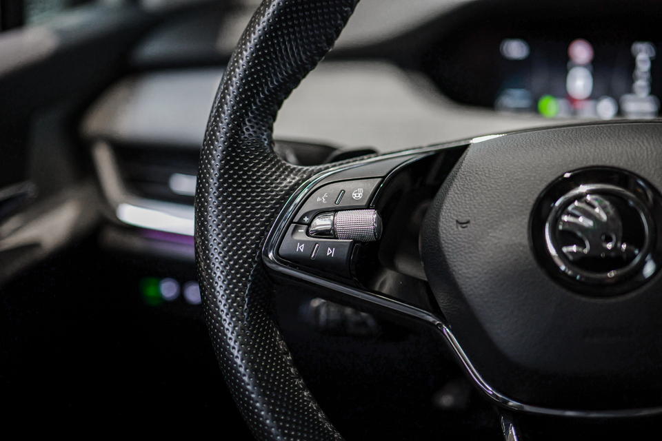 Skoda Enyaq 80 iV Lounge 5d