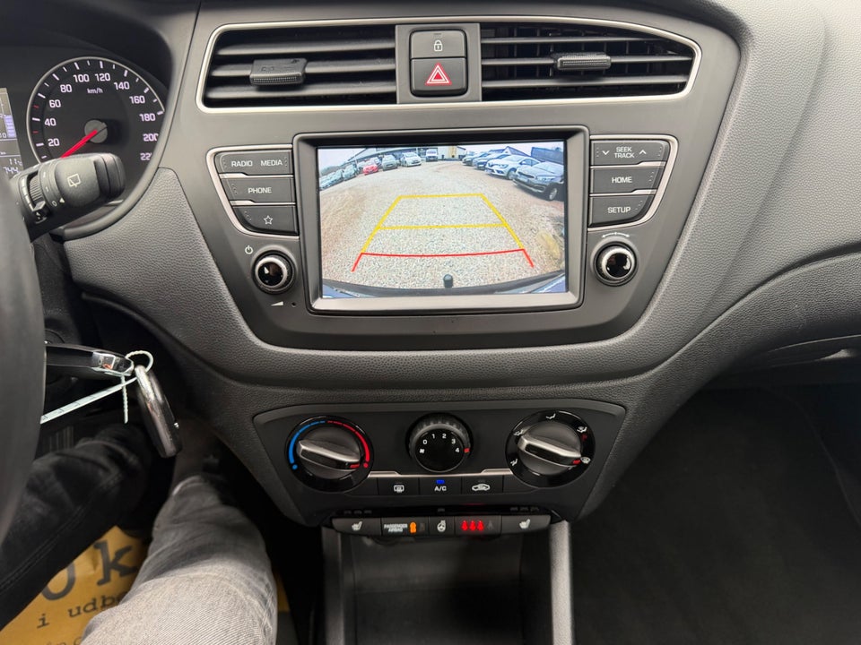 Hyundai i20 1,25 Trend 5d