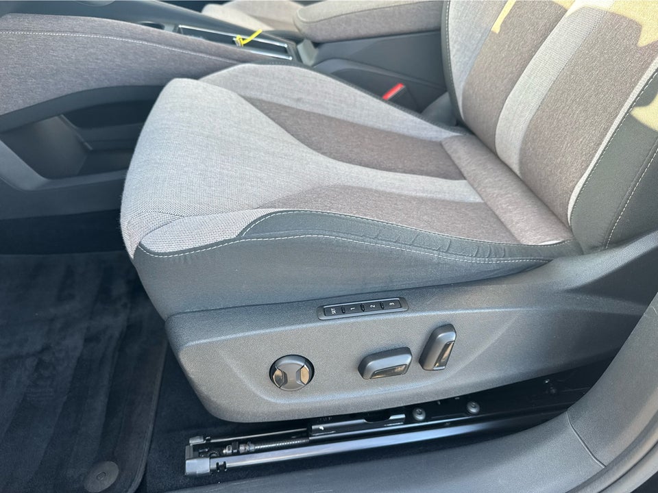 Skoda Enyaq 60 iV Lodge 5d