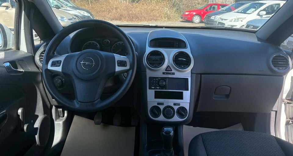 Opel Corsa 1,0 12V Enjoy 3d