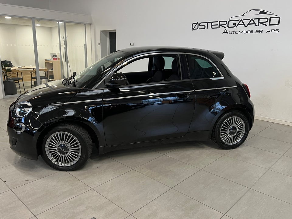 Fiat 500e 42 Icon 3d