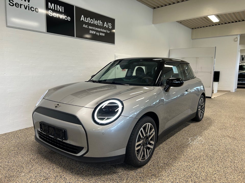 MINI Cooper E Classic Trim S 3d