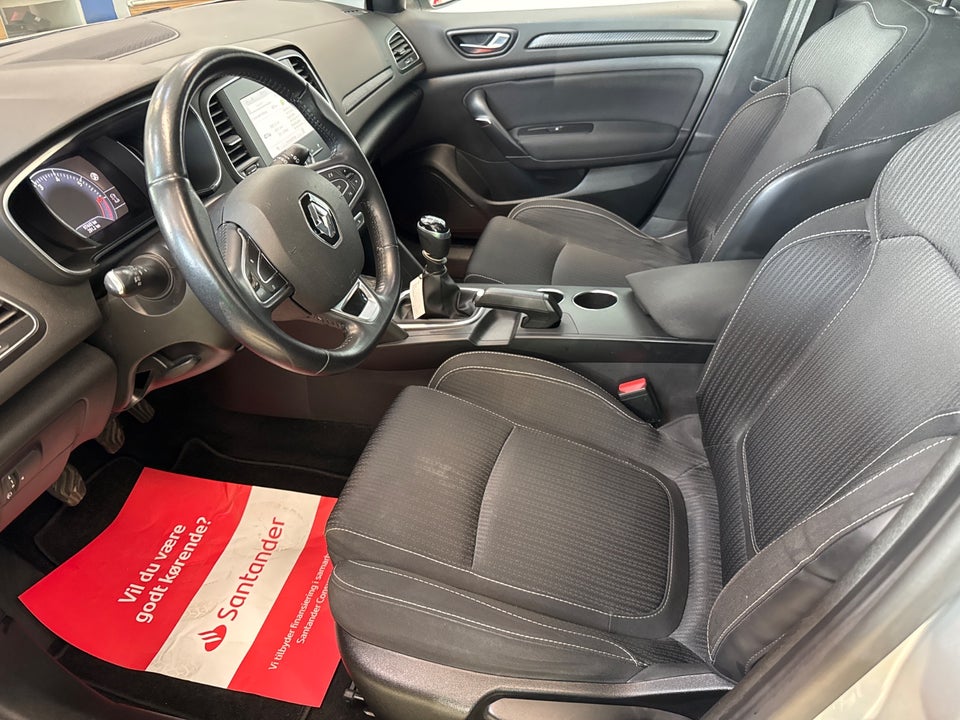 Renault Megane IV 1,2 TCe 130 Zen Sport Tourer 5d