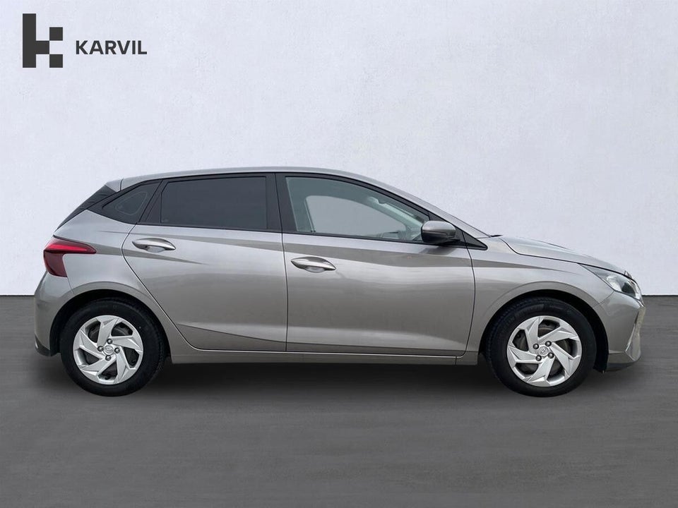 Hyundai i20 1,0 T-GDi Essential DCT 5d