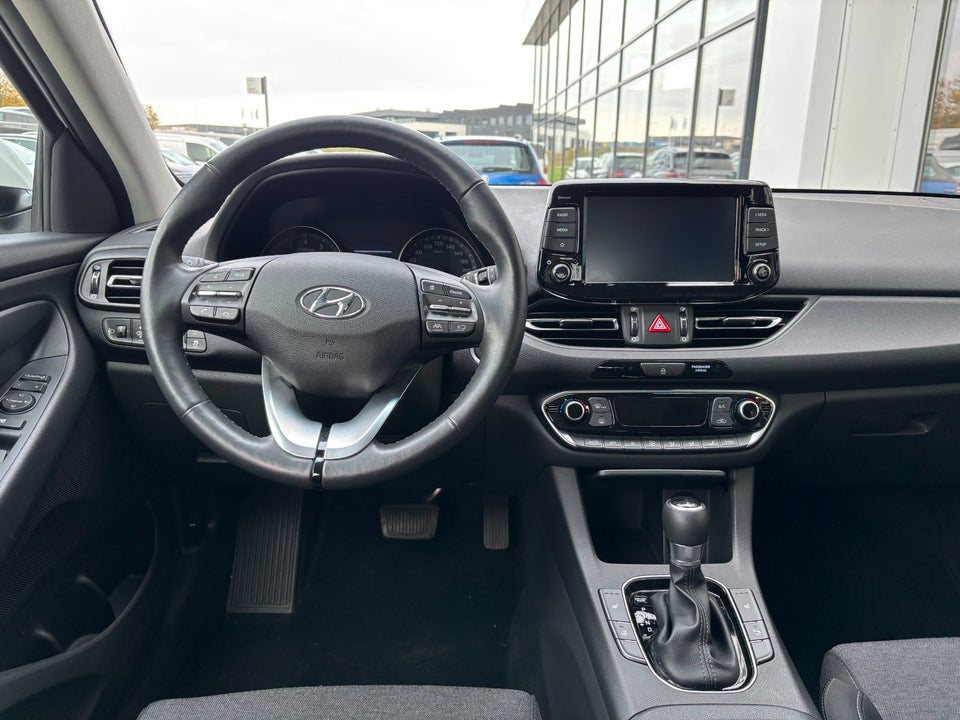 Hyundai i30 1,0 T-GDi Essential stc. DCT 5d