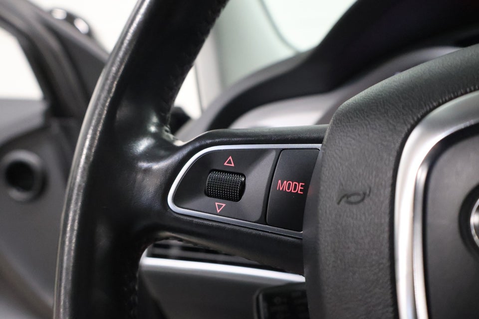 Audi A6 2,0 TFSi 170 S-line Avant Multitr. 5d