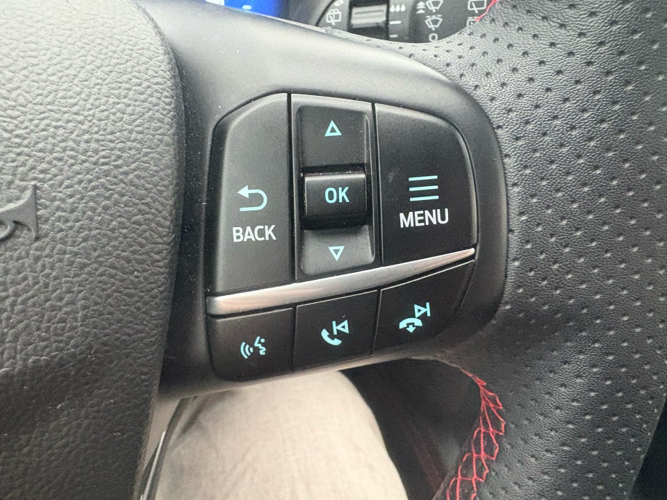 Ford Kuga 2,5 PHEV ST-Line X CVT 5d